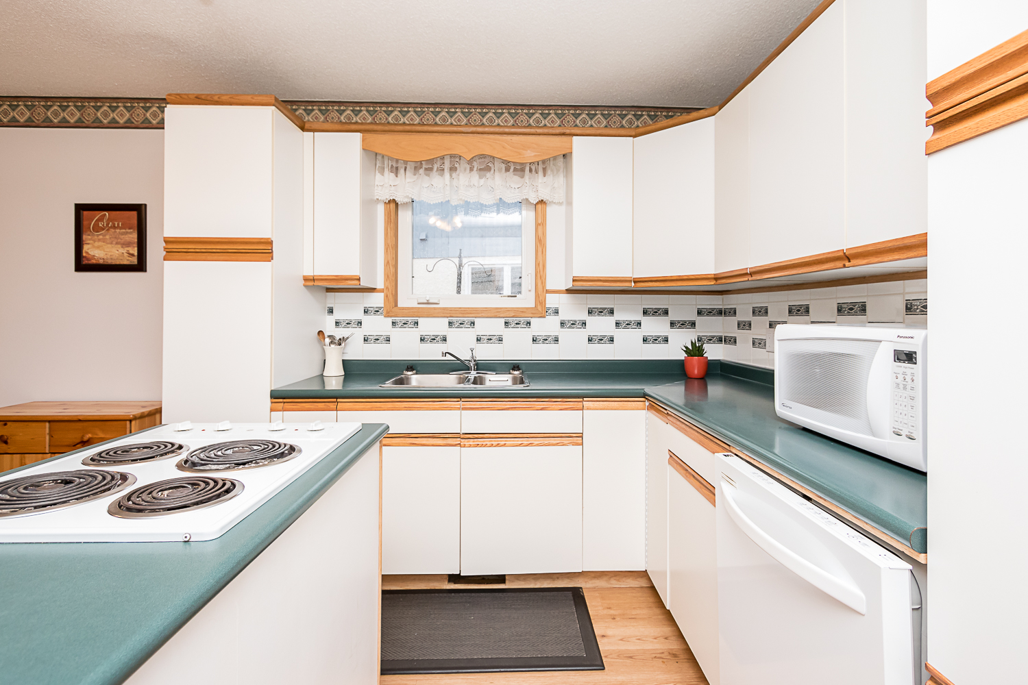 19 Craglea Corner - Kitchen