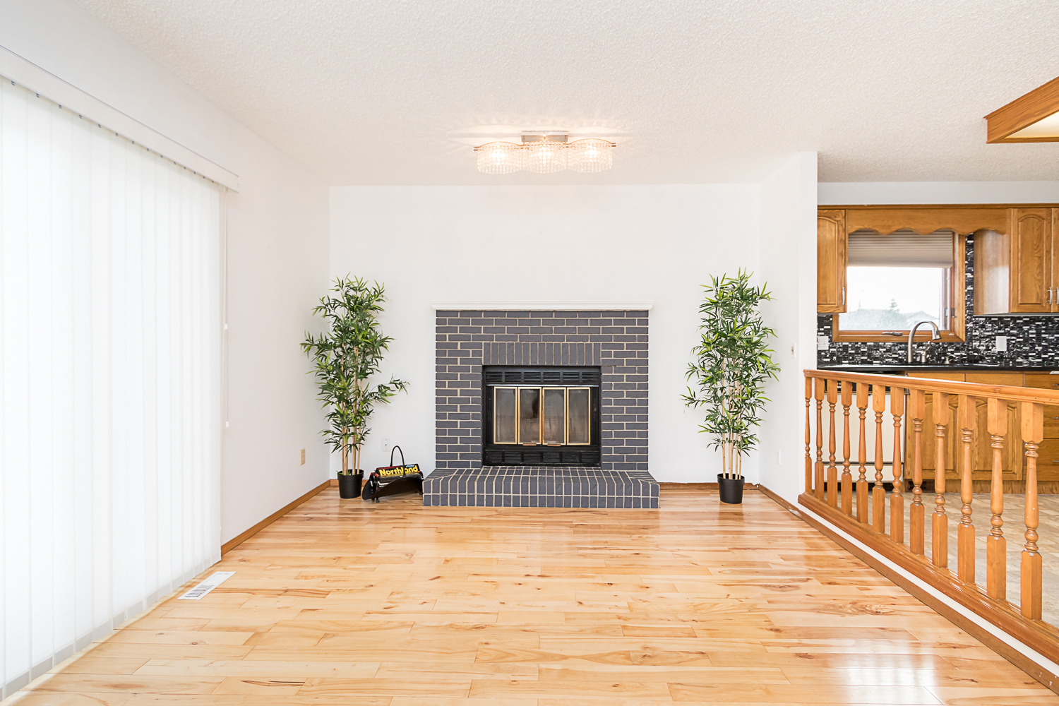 205 Kildonan Meadow Drive - Family Room