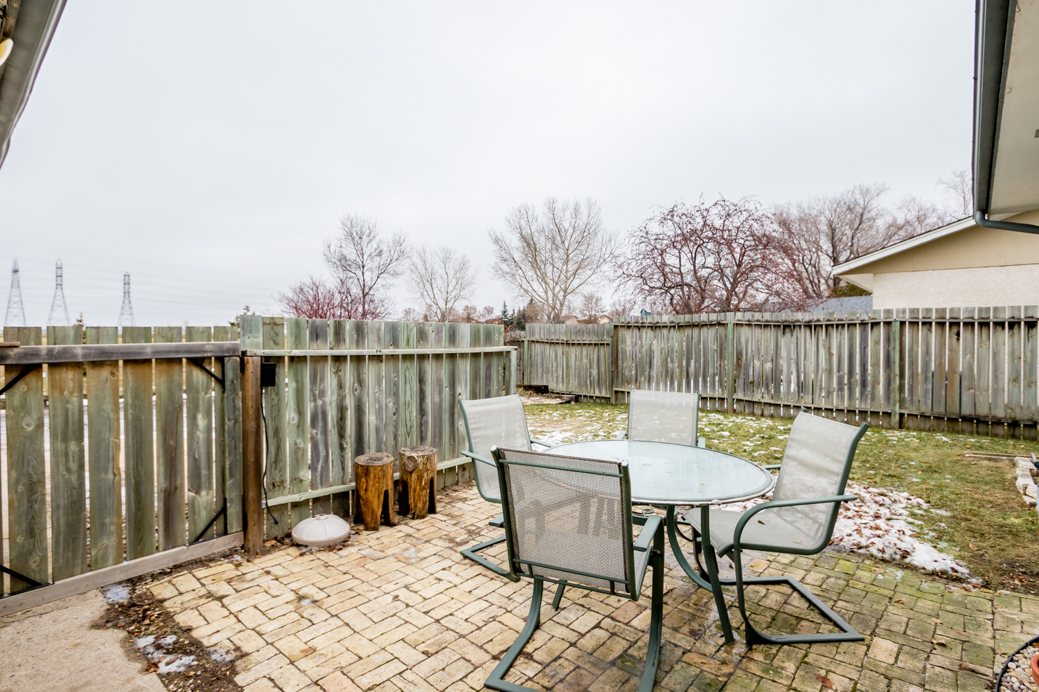 181 Allenby Crescent - Backyard