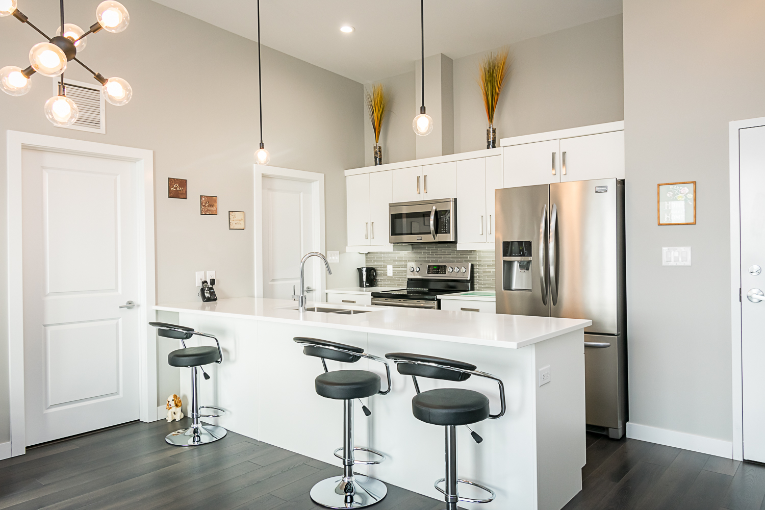 30-70 Shady Shores Drive East - Kitchen