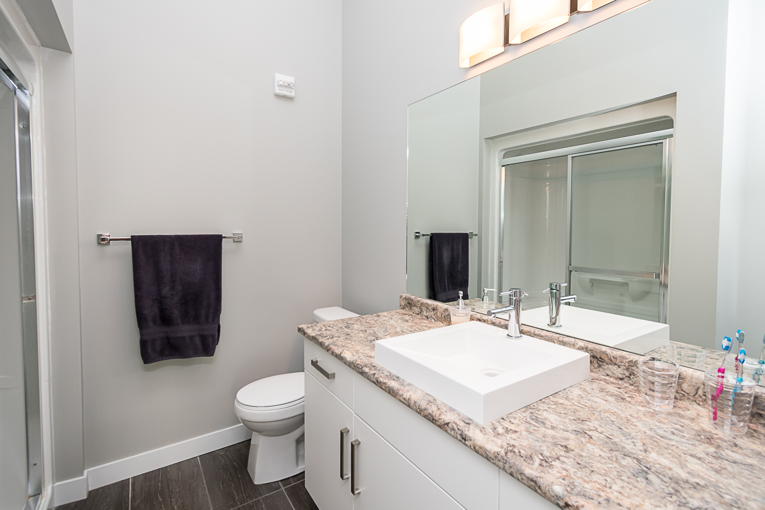 30-70 Shady Shores Drive East - Master Ensuite