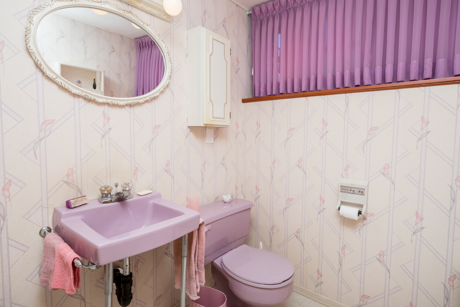 27 Cranbrook Bay - Washroom