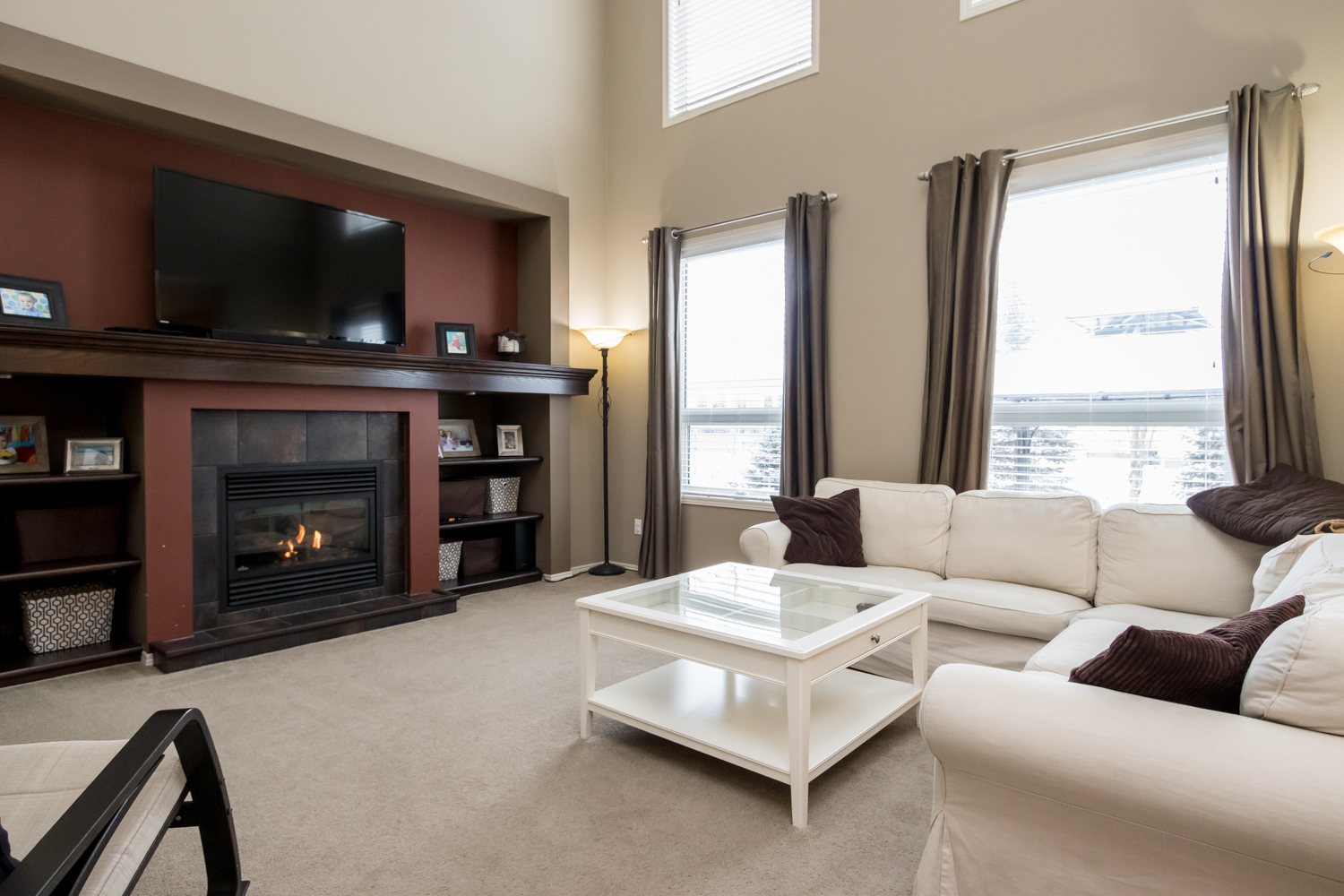 99 Linden Lake Drive - Living Room
