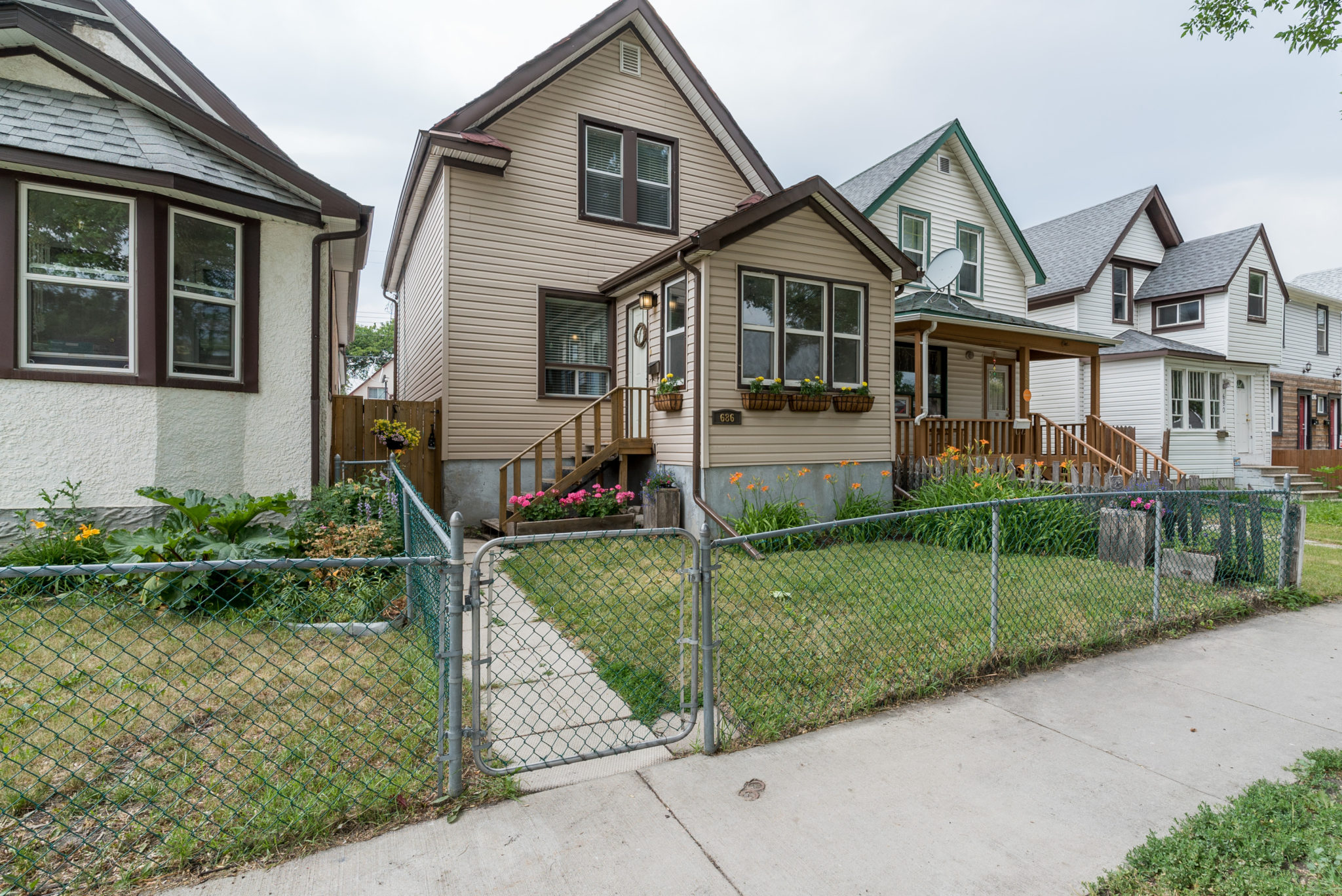 Featured Listings Winnipeg Real Estate Goodfellow Realty